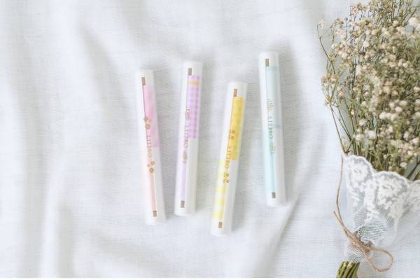 “コスメのような”ロールふせん「リトロ」コスモスやマリーゴールドの限定デザイン