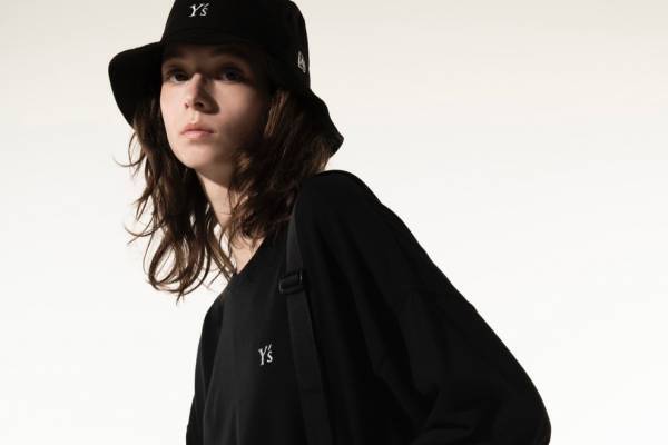 Y's×ニューエラ、“グレー”のY'sロゴを配した「9THIRTY」キャップやスウェットフーディ