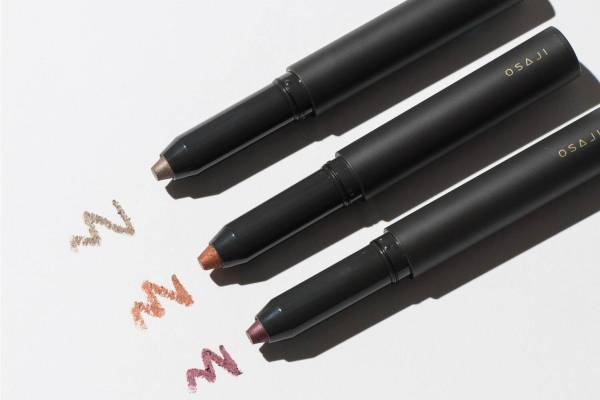 オサジ21年秋冬コスメ、ぼかして遊ぶアイシャドウライナー＆香りを楽しむ“メイク崩れ防止”ミスト