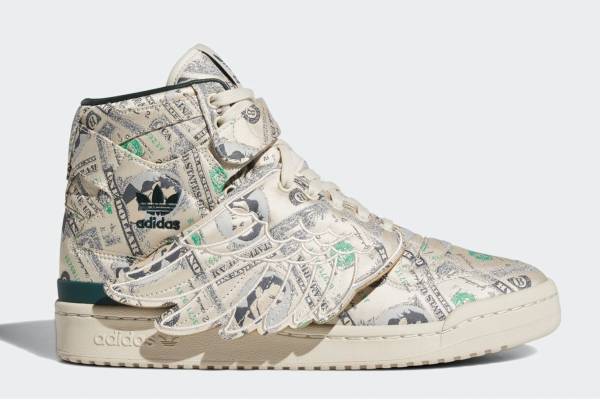 アディダス オリジナルス×ジェレミー・スコット“羽”スニーカー、100ドル札グラフィックのアッパー