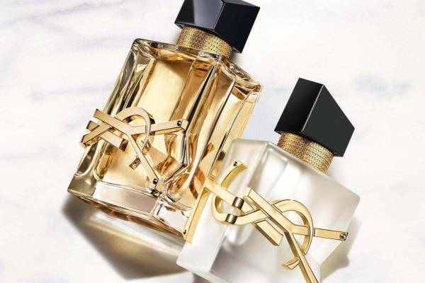 イヴ・サンローラン「リブレ」に新ヘアミスト、透明感あふれるフローラルラベンダーの香り