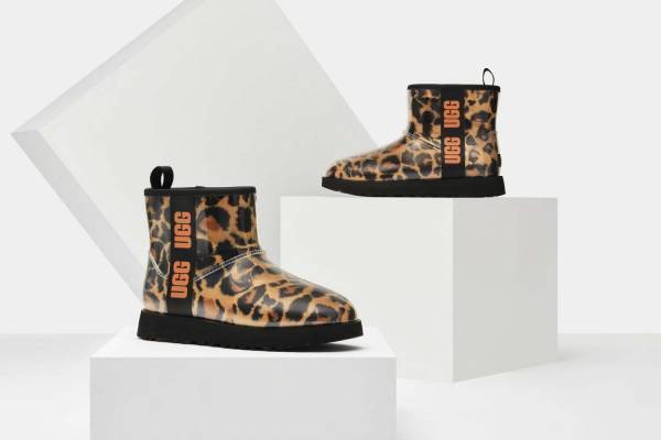UGGの新作“レオパード”「クラシック ブーツ」やファージャケット、大阪の旗艦店拡大リニューアル