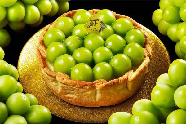 パブロからシャインマスカット“晴王”の限定チーズタルト、丸ごと一粒あしらったジューシーな味わい