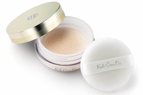 江原道“美容液パウダー”「マイファンスィー シアー モイスト パウダー」透明感つや肌に