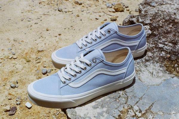 VANS“くすみピンク＆空色ブルー”の新スニーカー、アイコンシューズ「オールドスクール」新作