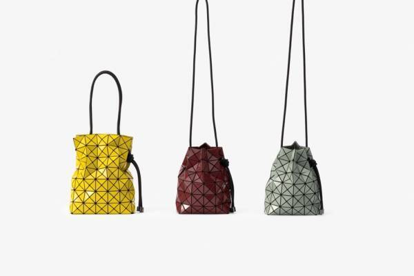 BAO BAO ISSEY MIYAKE新作、秋冬カラー纏った“巾着バッグ”や大容量バックパック