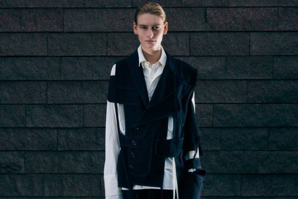 シセ 2022年春夏コレクション - 軌跡と切断