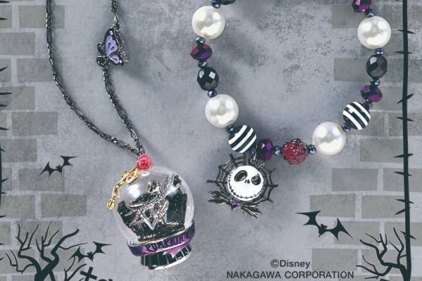アナ スイ『ナイトメアー・ビフォア・クリスマス』“ジャックのスノードーム”ネックレスなど