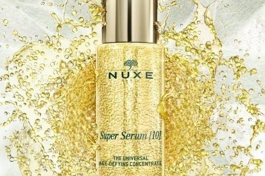 ニュクス新美容液「スーパー セラム」肌にのせると弾ける“ボタニカルゴールデンパール”