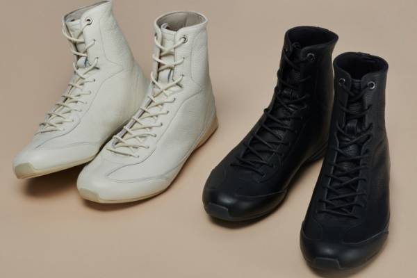 オニツカタイガーの新作「タイガーグレイシア」レスリングシューズに着想、シャープでミニマルなシルエット