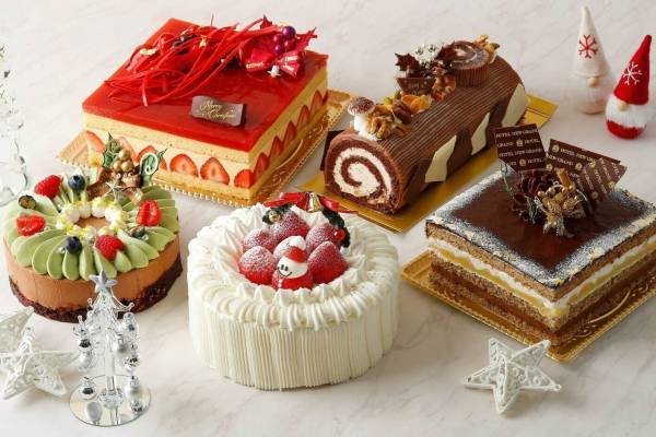 横浜・ホテルニューグランドのクリスマスケーキ、濃厚カスタード×たっぷり苺や“リース型”チョコケーキ