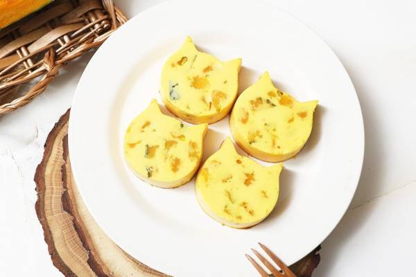 ねこねこチーズケーキ秋の新作、ほんのり甘い“かぼちゃ”風味の「にゃんチー かぼちゃ」