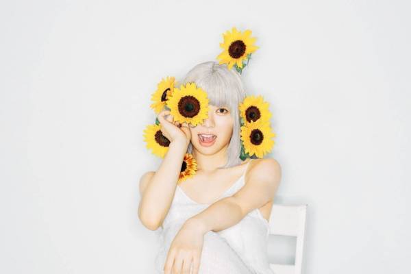 眉村ちあきの新曲「モヒート大魔王」懐かしさと切なさを感じるラブソング