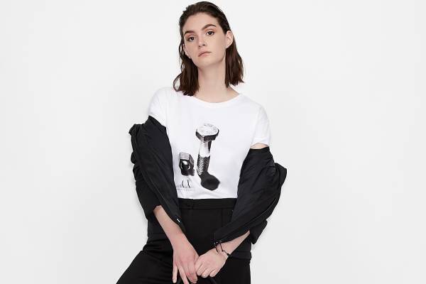 A|X アルマーニ エクスチェンジ“ナット＆ボルト”モチーフの新作アイテム、山﨑賢人の新ビジュアルも