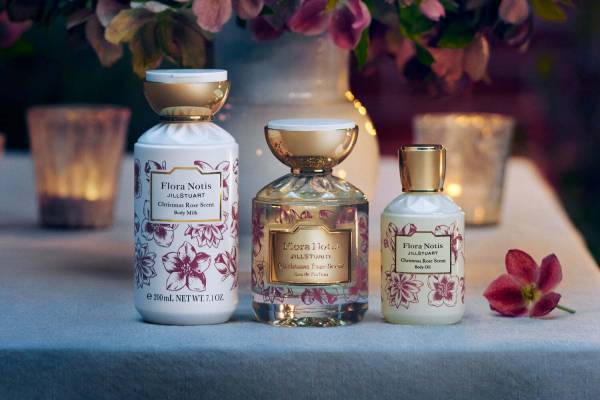 フローラノーティス ジルスチュアート2021年クリスマスコスメ、“クリスマスローズ”の香水など