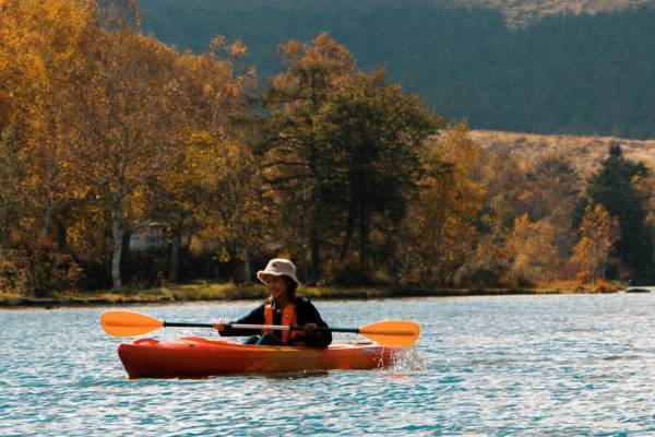 湖畔の自然を楽しむ野外イベント「湖畔の時間 2021」長野・白樺湖で開催-サウナにカヌー、シーシャも
