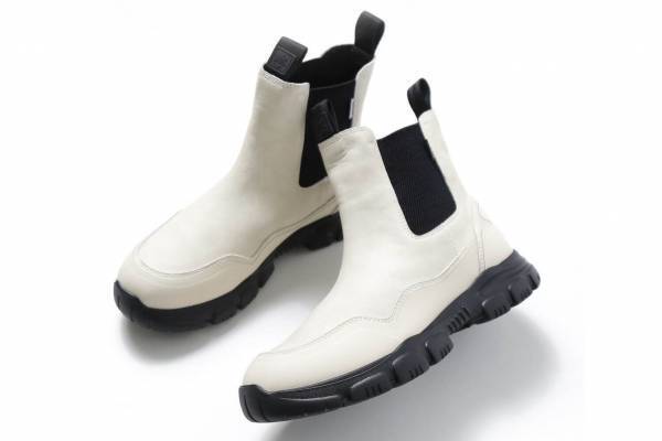 エミ×シャカのサイドゴアブーツ、クリーンなオフホワイトで - 難燃×撥水加工でアウトドアにも