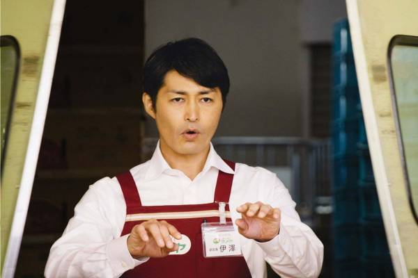 映画『私はいったい、何と闘っているのか』つぶやきシローの小説を実写化、安田顕主演ハートフルコメディ