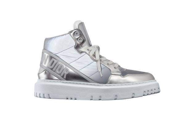 ディオール新作「D-プレイヤー」スニーカー、キルティングナイロンのアッパー＆軽量厚底ソール