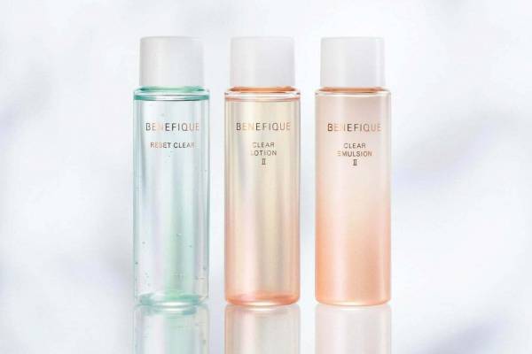 ベネフィーク“約2週間体感”限定スキンケアセット、ミニふきとり化粧液・化粧水・乳液が1つに
