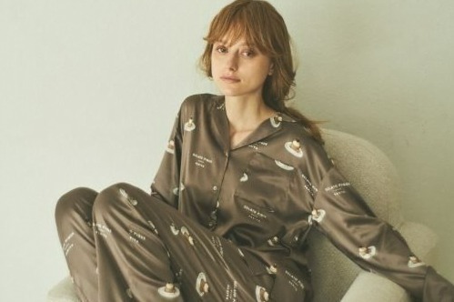 ジェラート ピケ「ケーキ柄」ルームウェアや“ふわふわ”ケーキ型ポーチ、パリヤとコラボ第2弾