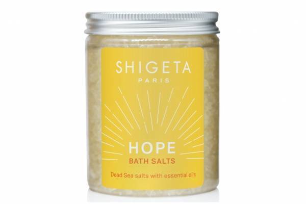 シゲタ パリの限定バスソルト、"希望イメージ"オレンジ＆モクレンの明るい香り立ち