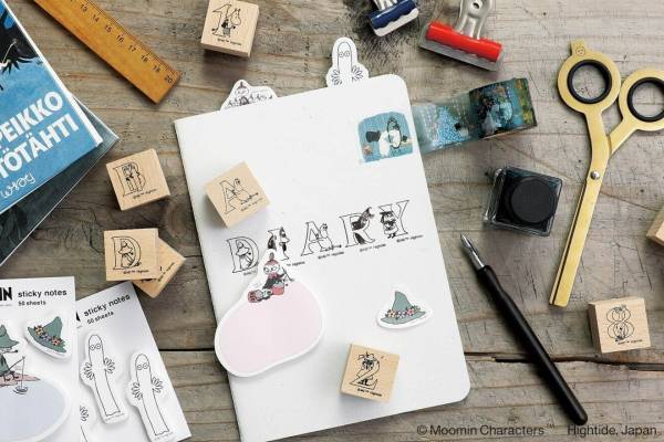 ムーミンシリーズの新作ステーショナリー、透け感カラーのとうめいマスキングテープやスタンプ