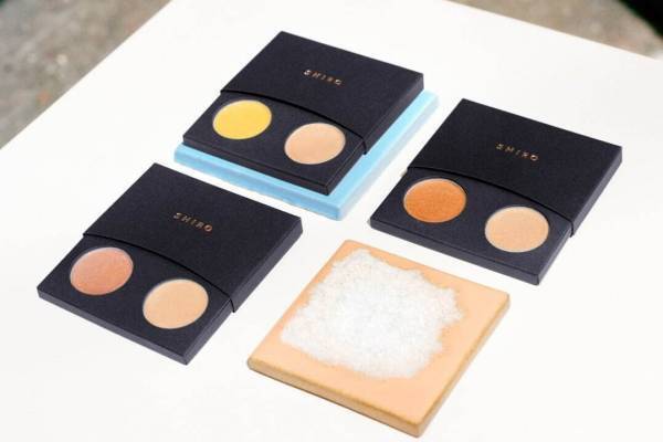 SHIRO21年クリスマスコスメ、ラメたっぷりアイシャドウ＆ハイライターや星イメージのフレグランス