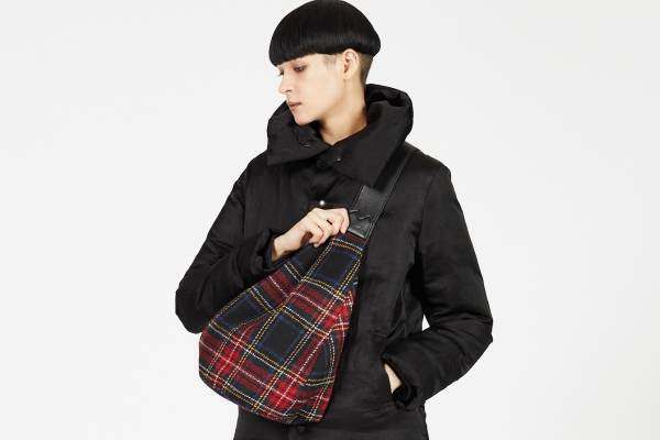 ディスコード ヨウジヤマモト「Yシリーズ」新作バッグ、ハリスツイードのチェック柄バックパックなど