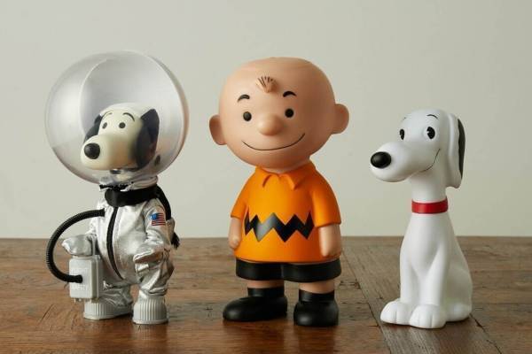 スヌーピー＆チャリ―・ブラウンのヴィンテージソフビが復刻、50年代のレトロな表情を忠実に再現