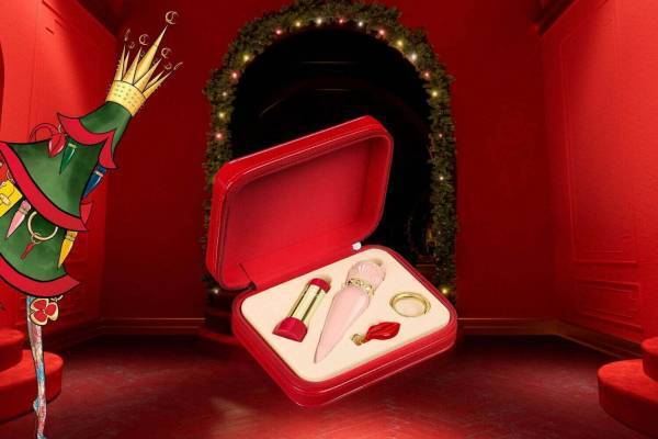 クリスチャン ルブタン21年クリスマスコフレ、“カスタムできる”バニティポーチ付きリップコフレ