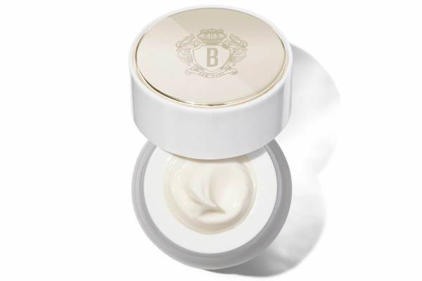 ボビイ ブラウン21年冬スキンケア、高保湿「エクストラ」のフェイスクリーム＆アイ クリームが進化