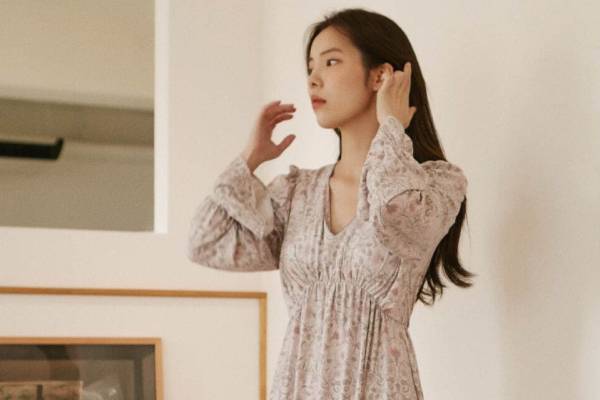 スナイデル ホーム「ウィリアム・モリス」“チューリップとバラ”柄ルームウェア＆ポーチ