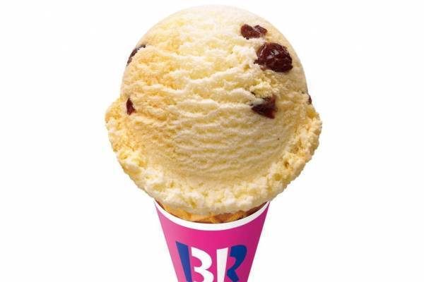 サーティワン限定「ラムレーズン フロマージュ」濃厚チーズ風味アイス×芳醇ラムレーズン