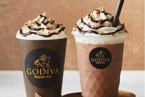 ゴディバ「ショコリキサー」に新作“ジャンドゥーヤ”、焙煎ナッツ香る濃厚チョコレートドリンク