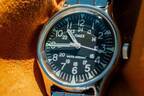 タイメックス × ビームスの限定腕時計、シルバー925製「オリジナル キャンパー」