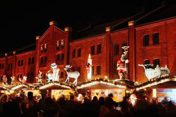 横浜赤レンガ倉庫のクリスマスマーケット2021、多彩なクリスマスグルメ＆グッズが集結