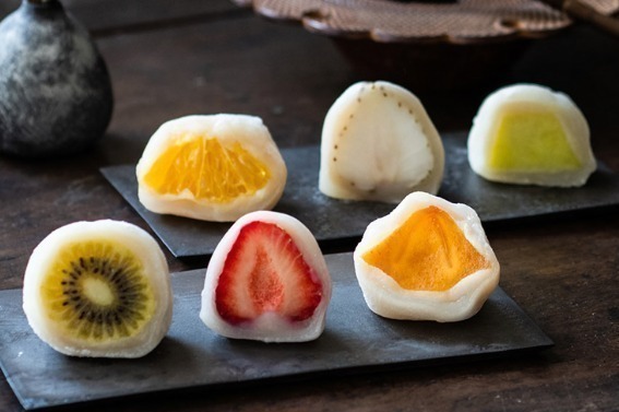 「覚王山フルーツ大福 弁才天」新宿に - もちもち求肥×ジューシー果実、季節限定“無花果”“梨”も