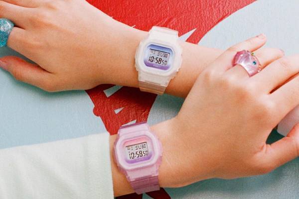 BABY-G“冬の空色”イメージの腕時計、雪の結晶＆グラデーションカラーの文字盤