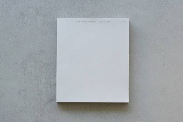 ヨークからアートブックが登場、嶌村吉祥丸らアーティスト5人の視点を1冊に