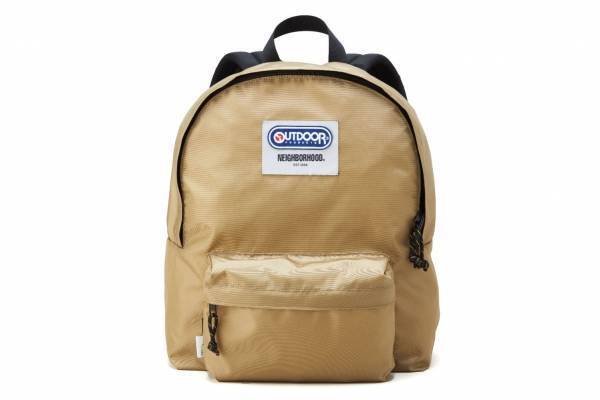 ネイバーフッド × アウトドアプロダクツ、両ブランドロゴ入りワッペンを配したバックパック＆サコッシュ
