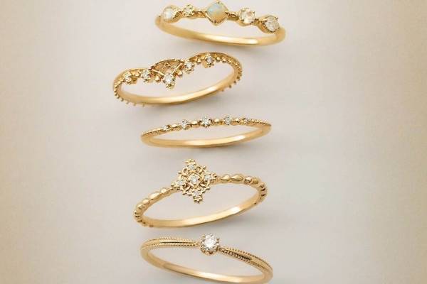 ノジェス2021年冬新作"雪の結晶"のリング、"スズラン"モチーフのネックレスも