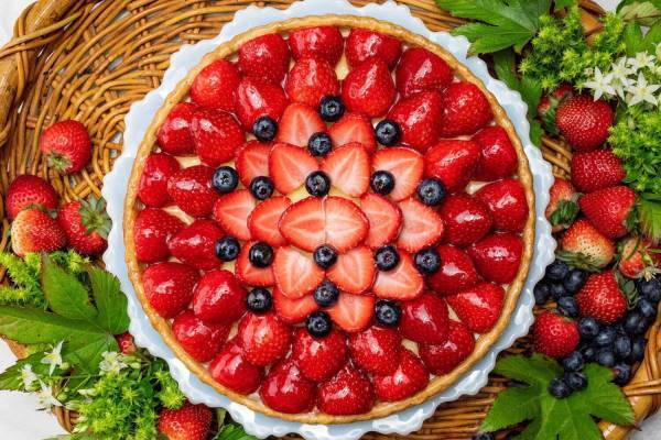 キル フェ ボンのクリスマス限定タルト、2種の濃厚チョコクリームや白イチゴなど多彩な限定メニュー