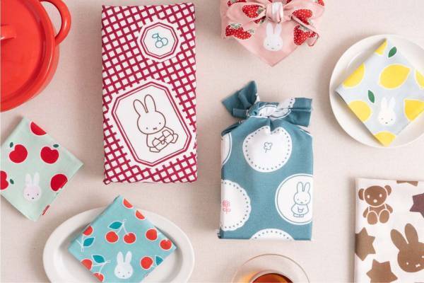 ミッフィー×手ぬぐい専門店「かまわぬ」“レトロかわいい”チェック柄手ぬぐいなどコラボ第2弾