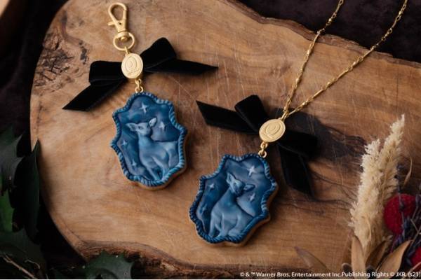 Q-pot.「ハリー・ポッター」“半純血のプリンス”アクセサリー、魔法薬や”闇の印”ネックレスなど
