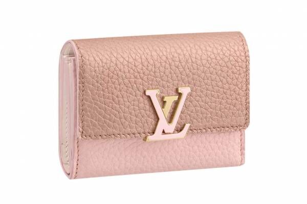 ルイ・ヴィトンのクリスマスギフト、“ピンク”のミニ財布＆“LV サークル”のゴールドピアス