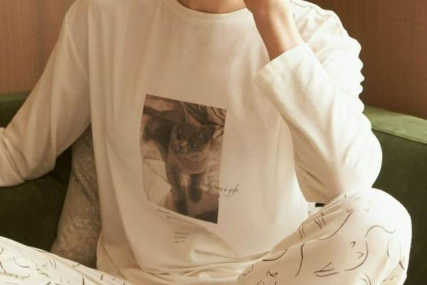 スナイデル ホームの“猫”Tシャツ＆マグカップ、大丸東京・有楽町マルイ限定ストアで