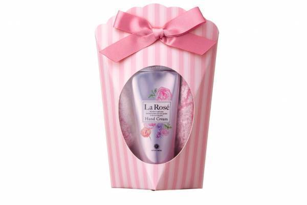 ハウス オブ ローゼ「ローズの香り」のハンドケアキット、ふっくら肌へ導くハンドクリーム入り