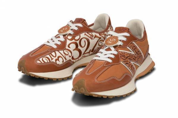 ニューバランス×フランク ミュラーのスニーカー「MS327」、Nロゴにビザン数字をプリント