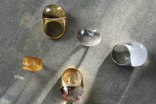 ジュエリー展示販売会「ニュー ジュエリー」人気ブランド＆次世代アーティストのリングが青山・神田に